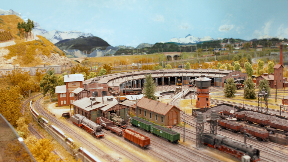 How do I get started in model railways?